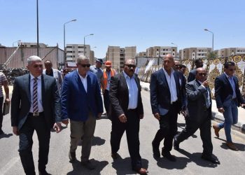 بطاقة 34 الف م3.. رئيس القابضة للمياه يتفقد محطة مياه المستقبل بالإسماعيلية