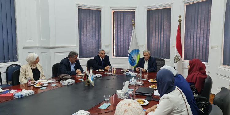 رئيس القابضة للمياه يلتقى وفدا أردنيا ويستعرض التجربة المصرية لتطوير قطاع مياه الشرب
