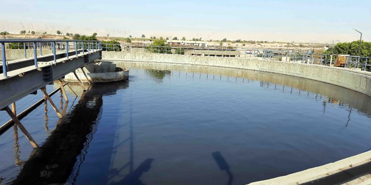 لعدد 5 محطات.. مياه الشرب بسوهاج تنتهى من خطط الاصحاح البيئى لمحطات مياه الشرب والصرف الصحى