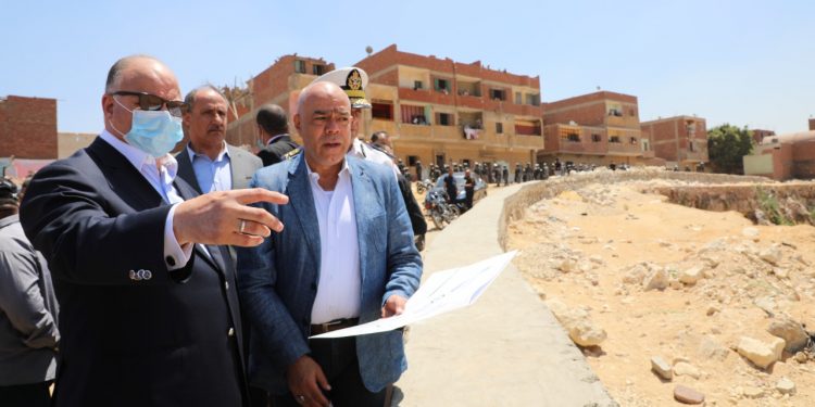 بالصور.. جولة تفقدية لمحافظ القاهرة لأعمال تطوير منطقة الجبخانة الأثرية