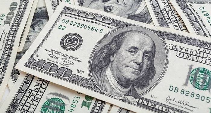 تعرف على أعلى سعر لبيع وشراء الدولار في البنوك اليوم