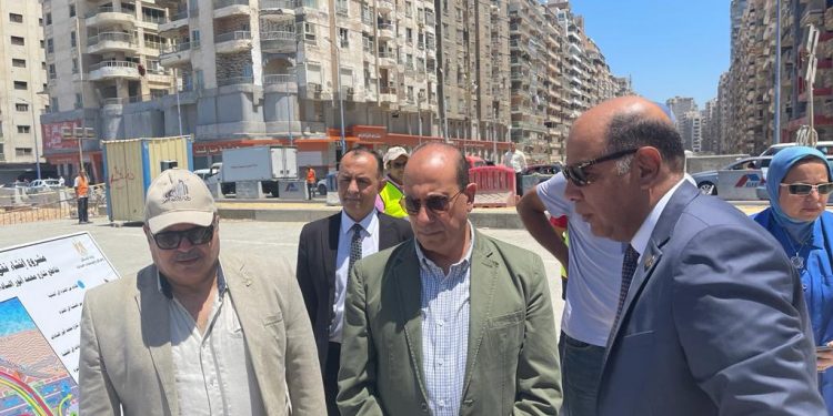 رئيس “المركزي للتعمير” يتفقد مشروع نفق وكبارى شارع 45 “أنور السادات” بمنطقة المنتزة بالإسكندرية