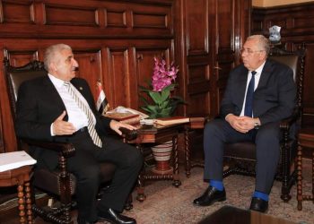 “القصير” يبحث مع مدير “اكساد” المشاركة في فعاليات يوم الزراعة والغذاء بقمة المناخ cop27