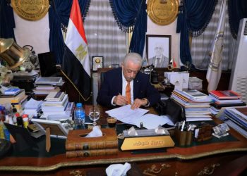 وزير التربية والتعليم يعتمد نتيجة الدبلومات الفنية الدور الأول