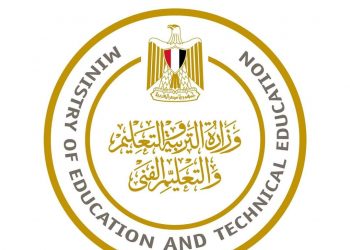 طلاب الثانوية العامة شعبة (الرياضيات) يؤدون الامتحان في مادة (الديناميكا)