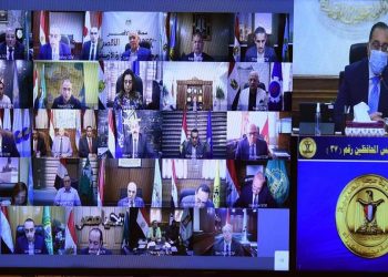 رئيس الوزراء يؤكد على المحافظين تفعيل غرف الأزمات في إجازة عيد الأضحى