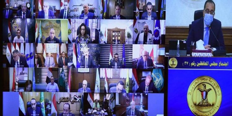 رئيس الوزراء يؤكد على المحافظين تفعيل غرف الأزمات في إجازة عيد الأضحى