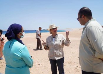وزيرة البيئة تقوم بجولة تفقدية فى مركز الزوار بمحمية رأس محمد فى مدينة شرم الشيخ