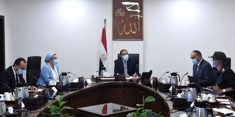 “مدبولي” يتابع استعدادات استضافة مصر لمؤتمر تغير المناخ COP27