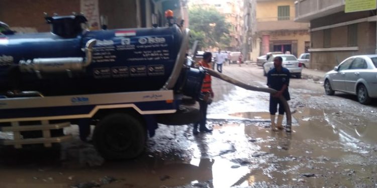 مياه الجيزة: استجابة فورية لشكوى المواطنين بمنطقة العمرانية