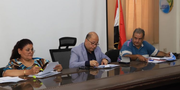 بعدد 230 ألف وصلة.. مياه أسيوط تتابع تنفيذ الوصلات المنزلية لمشروعات حياة كريمة