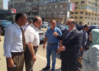 محافظ القاهرة يتفقد أعمال إزالة مساكن منطقة الجبخانة