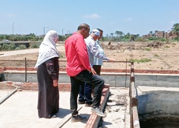 بطاقة 90 ألف م3.. رئيس مياه دمياط يتابع أعمال إعادة تأهيل لمحطة معالجة صرف صحى العنانية