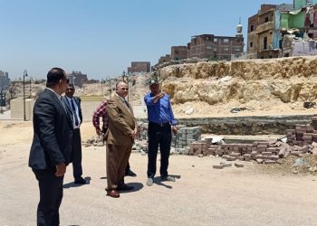 محافظ القاهرة يتفقد أعمال إزالة منطقة الجبخانة