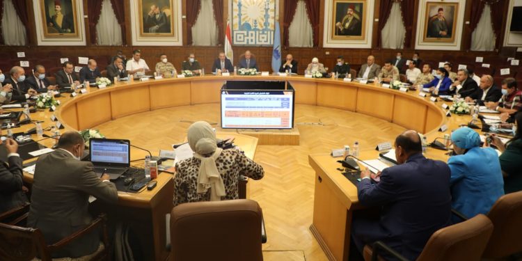 محافظ القاهرة يتابع إجراءات تطوير القاهرة التاريخية
