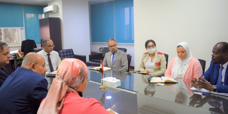 نائب وزير الإسكان يناقش مع بعثة البنك الدولي المشروعات ذات الأولوية في قطاع المياه والصرف الصحى