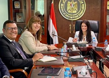 “المشاط” تبحث مع “الأوروبي لإعادة الإعمار” جهود التعاون الإنمائي في إطار برنامج “نُوَفِّي”