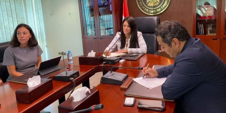 “المشاط” تلتقي مدير مؤسسة التمويل البريطانية في مصر CDC