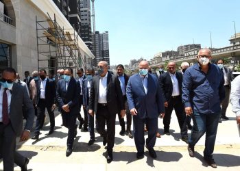 رئيس الوزراء يتفقد مشروع تطوير منطقة مثلث ماسبيرو قبل بدء التسليم