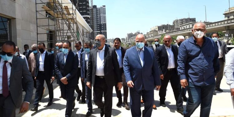 رئيس الوزراء يتفقد مشروع تطوير منطقة مثلث ماسبيرو قبل بدء التسليم