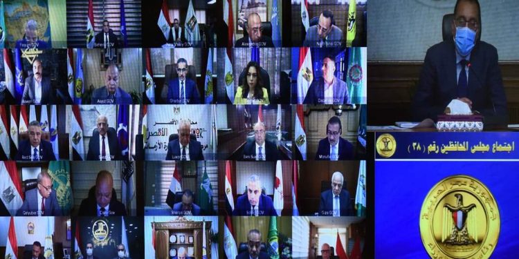 رئيس الوزراء يوجه المحافظين بتنفيذ إجراءات ترشيد استهلاك الكهرباء