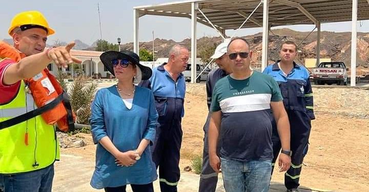 وزيرة البيئة تتفقد مركز السلام لمكافحة التلوث بالزيت