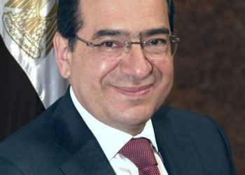 البترول: توصيل الغاز لأكثر من 1450 قرية ضمن المرحلة الأولى من “حياة كريمة”