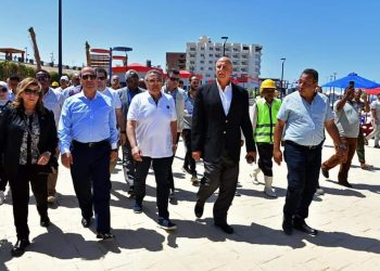 بتكلفة 60 مليون جنيه.. افتتاح مشروع إنشاء المنطقة الترفيهية بشاطئ 4 بالغردقة