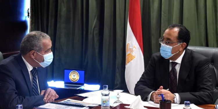 رئيس الوزراء يُتابع إجراءات التوسع في إنشاء صوامع تخزين الغلال والحبوب