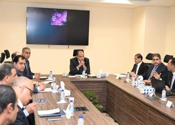 وزير التجارة والصناعة يبحث مع قيادات الوزارة ترتيبات انتقال العاملين للمقر الجديد بالعاصمة الإدارية