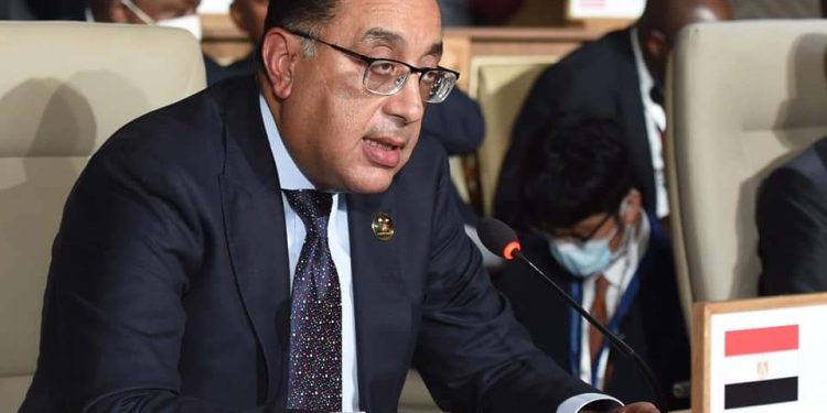 رئيس الوزراء يُلقي كلمة خلال الجلسة العامة الأولى حول الموضوعات الاقتصادية