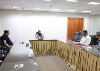 متابعة تنفيذ المرحلة الثانية من مشروع تطوير منظومة معالجة الصرف الصحي ببياض العرب