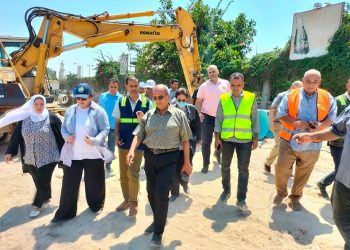 بينها تحويل مسار لخط 1000 مم.. رئيس مياه الإسكندرية يتفقد مشروعات قطاع جنوب