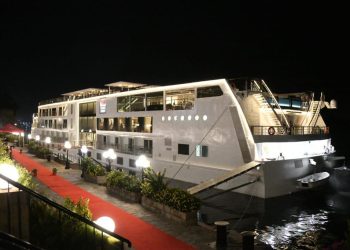 فايكينج للبواخر والمقاولون العرب يفتتحان أحدث الفنادق العائمة بالأقصر