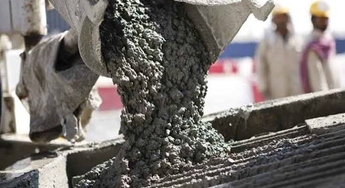 أسعار الأسمنت تعاود الارتفاع.. وطن حلوان بـ1358 جنيها