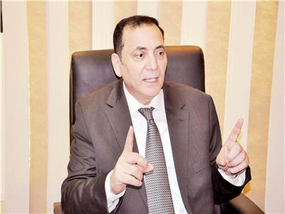 الغرف التجارية: الدولار أحد عوامل ارتفاع أسعار الحديد