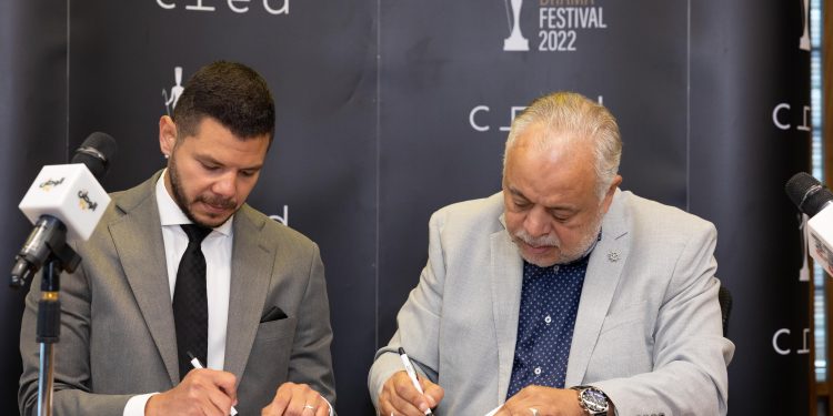 cred توقع عقد الرعاية البلاتيني لمهرجان القاهرة للدراما مع نقابة المهن التمثيلية
