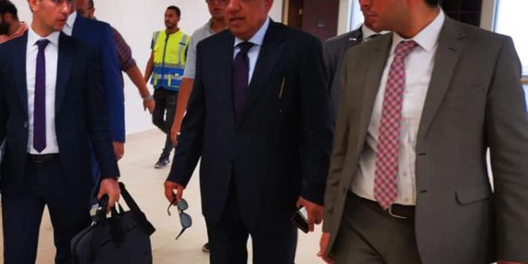 وزير قطاع الأعمال العام محمود عصمت يتفقد مقر الوزارة بالعاصمة الإدارية الجديدة