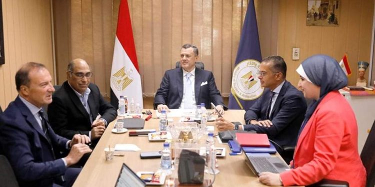السياحة تتابع تحديث الاستراتيجية الوطنية للتنمية المستدامة مع بيت الخبرة الإيطالي
