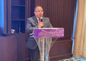 وزير المالية في جمعية رجال الأعمال اليابانيين