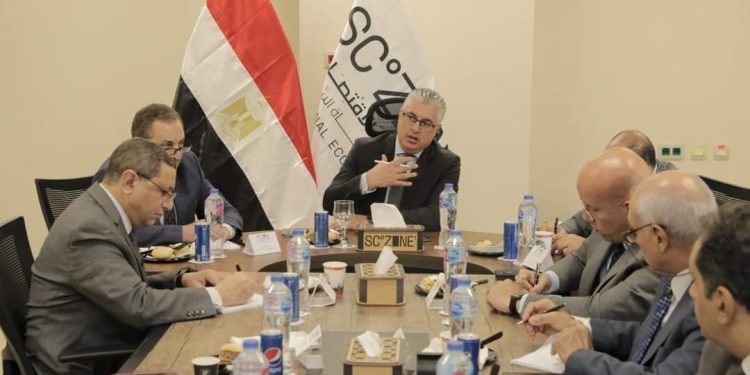 رئيس اقتصادية قناة السويس يترأس أولى اجتماعات الهيئة بمقرها بالعاصمة الإدارية الجديدة