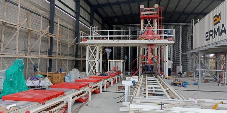 باستثمارات 140 مليون جنيه.. افتتاح مصنع للانترلوك بمدينة السادات نهاية 2022