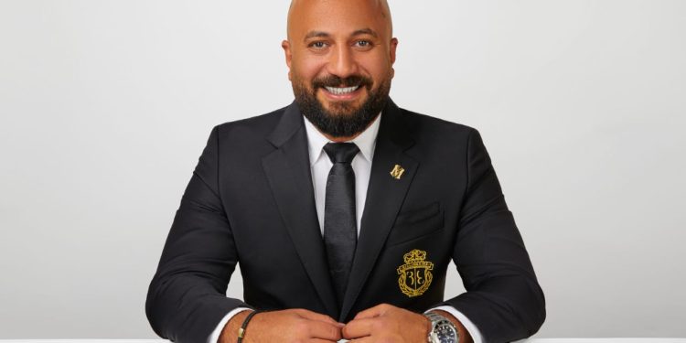 رجل الأعمال طارق سليمان يتعاقد مع كريم مأمون رئيساً للقطاع التجاري فى GLAMOUR DEVELOPMENTS