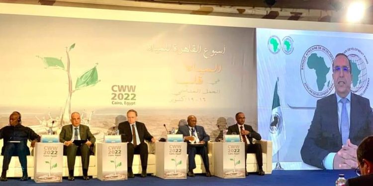 نائب وزير الإسكان لشئون البنية الأساسية يشارك في فعاليات أسبوع القاهرة للمياه فى نسخته الخامسة