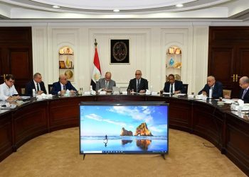 وزير الإسكان ومحافظ القاهرة يتابعان استعدادات إجراء قرعة شقق "منطقة مثلث ماسبيرو"