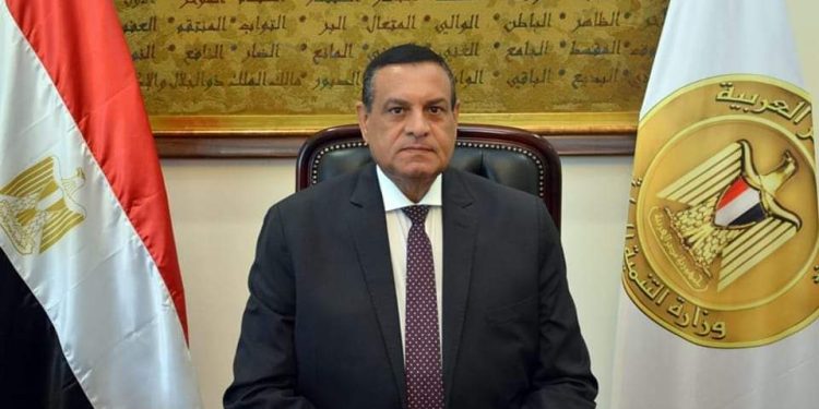 وزير التنمية المحلية