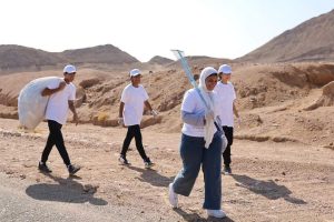 وزيرة البيئة: انطلاق مبادرة تنظيف شرم الشيخ برًا وبحرًا من المواد البلاستيكية