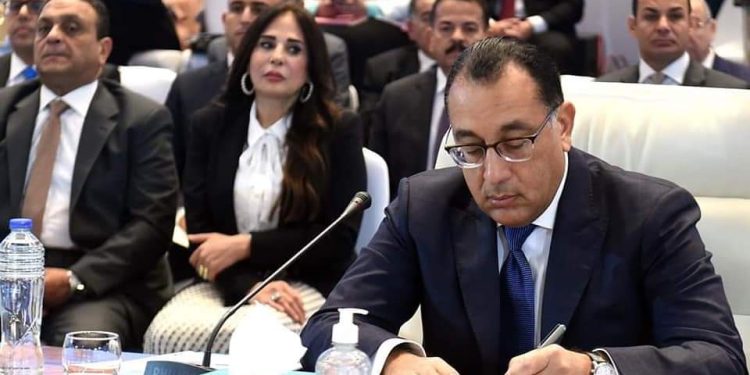 رئيس الوزراء: إطار واضح ومحدد للأنشطة الاقتصادية ينظم العلاقة بين الدولة والقطاع الخاص