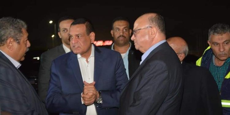 وزير التنمية المحلية ومحافظ القاهرة يتابعان جهود أعمال سحب تجمعات مياه الأمطار