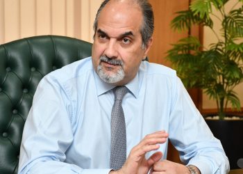 أيمن عبد الحميد: الإجراءات البنكية لتمويل شركات القطاع العقاري مشددة ولا بد من تسهيلها